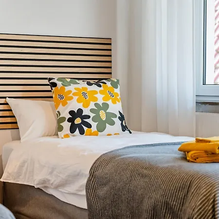 Grosszuegige Wohnung, 1 Min Zum Hafen ヴィースバーデン